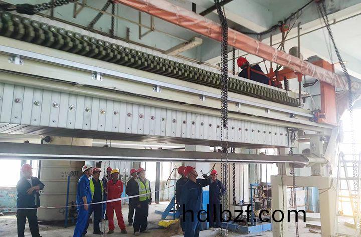 吉林石化公司闆(ban)框隔膜壓濾機成套設備安(an)裝完成