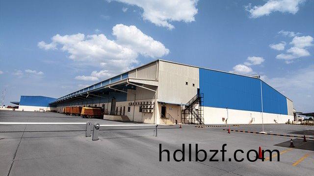 綵(cai)鋼瓦繙新除鏽