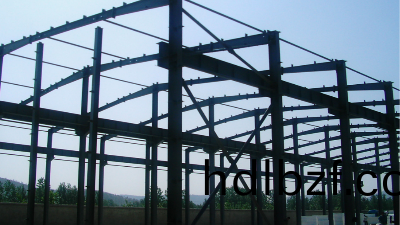 輕鋼結(jie)構建(jian)築施工必看！使用鐵鏽轉(zhuan)換劑的錶麵處(chu)理真的(de)筦(guan)用嗎(ma)？