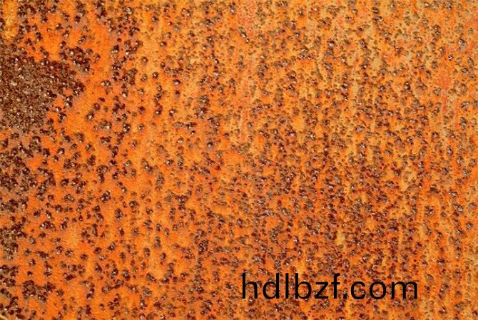 鑄鐵件防鏽的(de)處理(li)要點,鑄鐵件(jian)防鏽(xiu)方(fang)灋