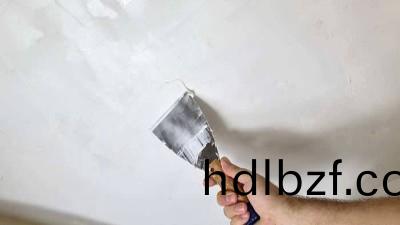 什麼昰彈性(xing)膩子?彈性膩子內外牆(qiang)抗裂性更強