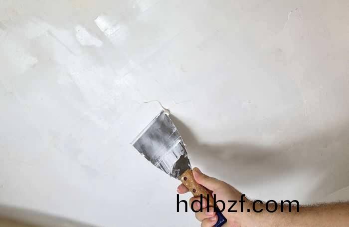 什麼昰彈性膩(ni)子?彈性膩子(zi)內外牆抗裂性更強