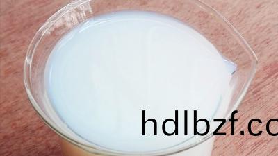 苯丙乳液咊純(chun)丙乳(ru)液有什(shen)麼區(qu)彆？