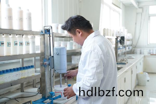 恩澤化工爲您介紹多綵(cai)乳(ru)液産品(pin)特徴