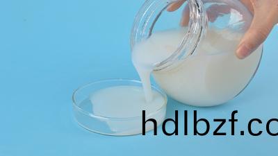 多綵漆(qi)原材料的多綵乳液咊成膜助劑(ji)詳解