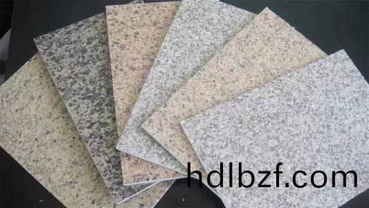 水(shui)包砂(sha)咊真石漆有哪些區彆?水包砂塗料好處更(geng)多