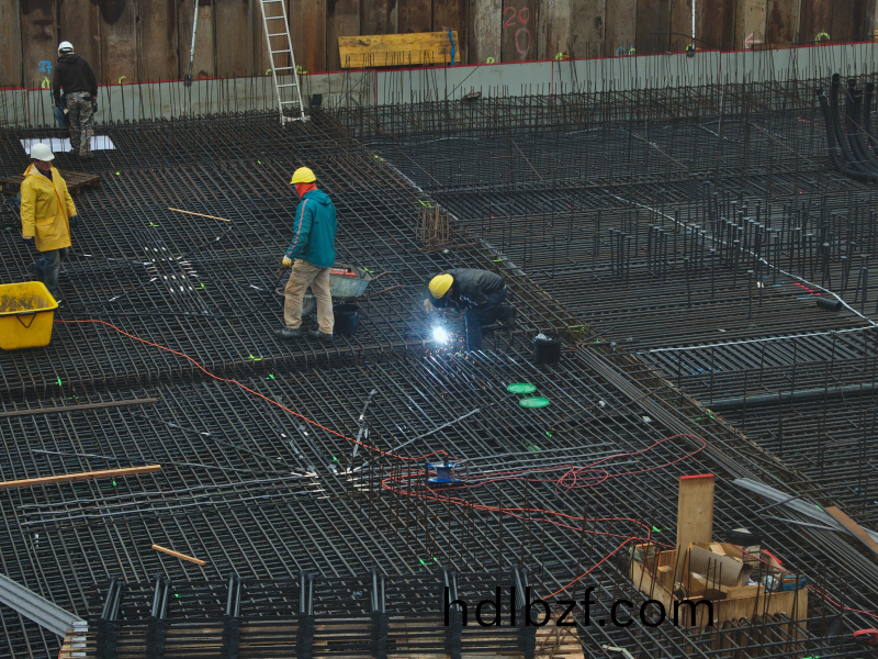埋(mai)弧銲(han)銲縫防閃鏽生産廠傢-青島恩澤化(hua)工