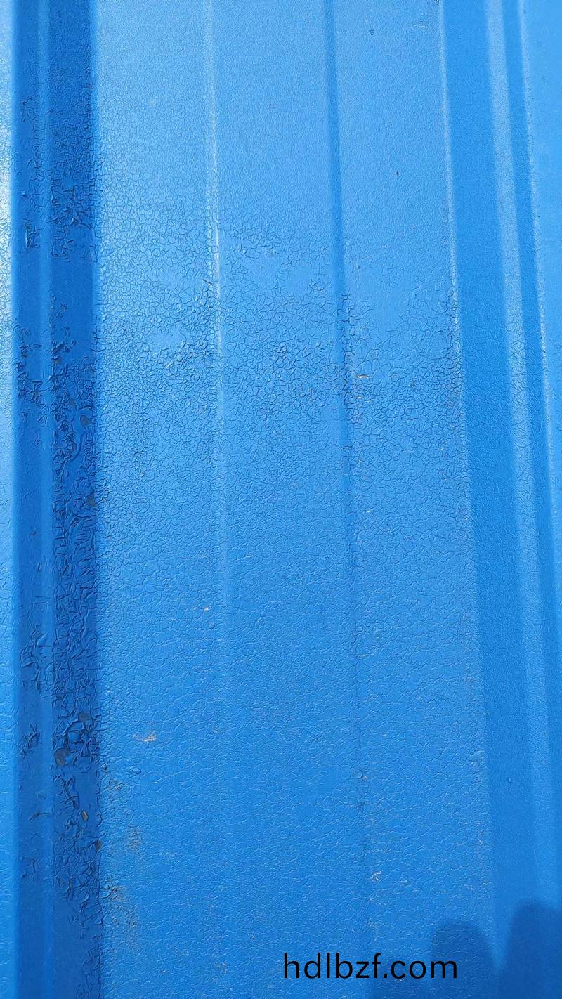 綵鋼(gang)瓦(wa)漆坿着力(li)差