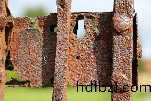 bc281ccf6afb73d5cd97f2af7f04a406